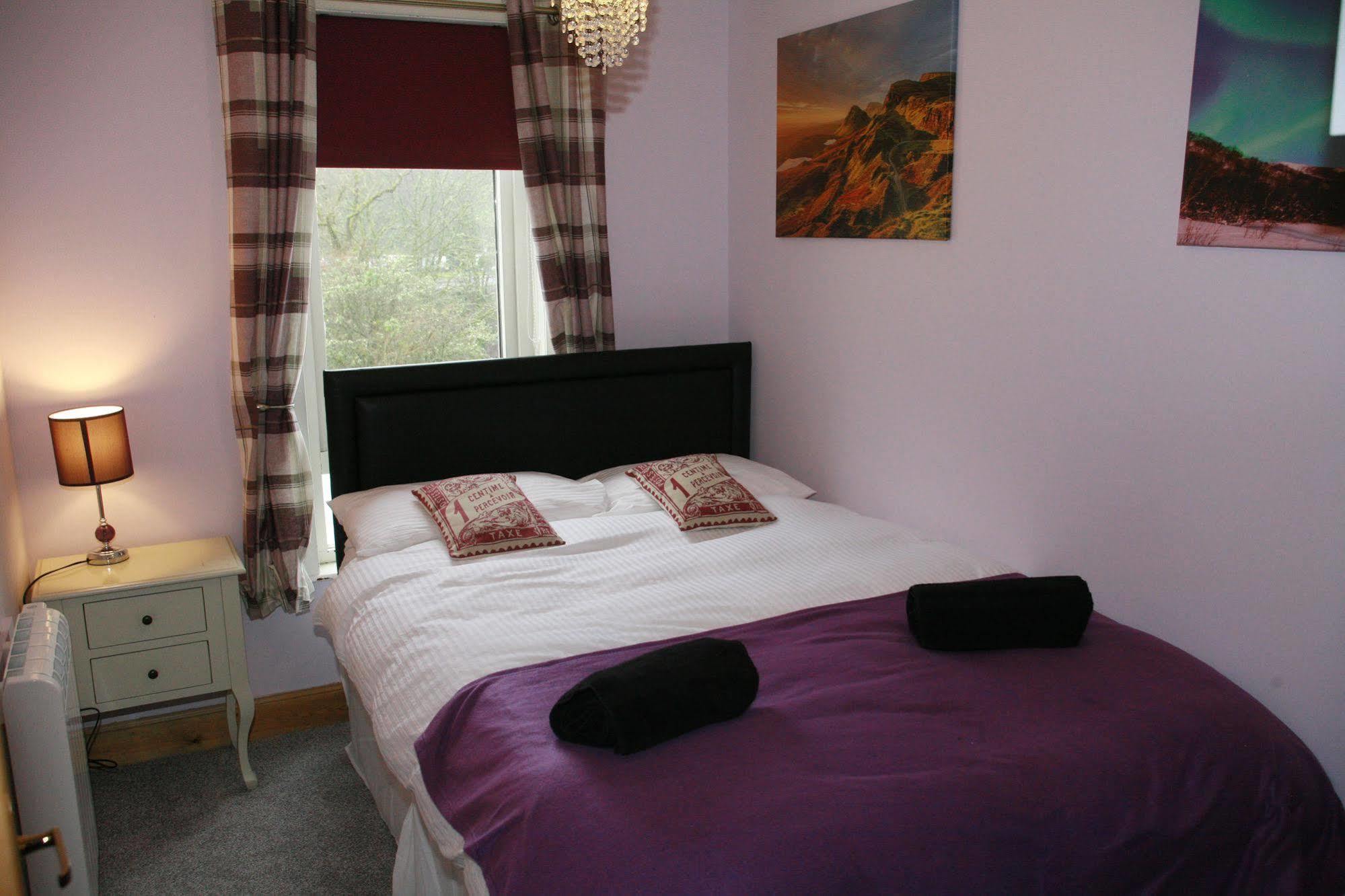 Glenlochy Nevis Bridge Apartments ฟอร์ตวิลเลียม ภายนอก รูปภาพ