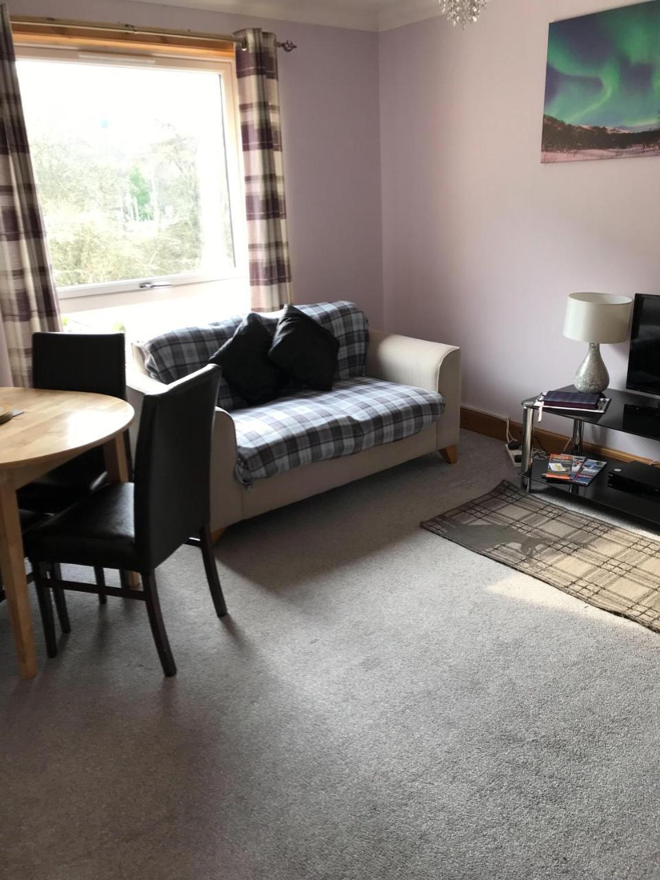 Glenlochy Nevis Bridge Apartments ฟอร์ตวิลเลียม ภายนอก รูปภาพ