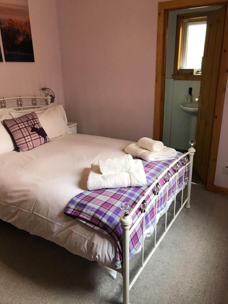 Glenlochy Nevis Bridge Apartments ฟอร์ตวิลเลียม ภายนอก รูปภาพ